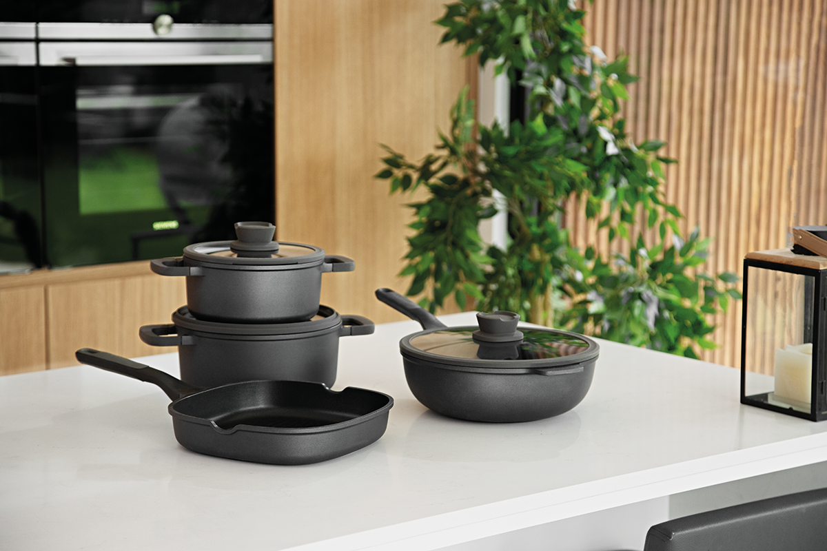 Panvica Stone 28 cm - Leo