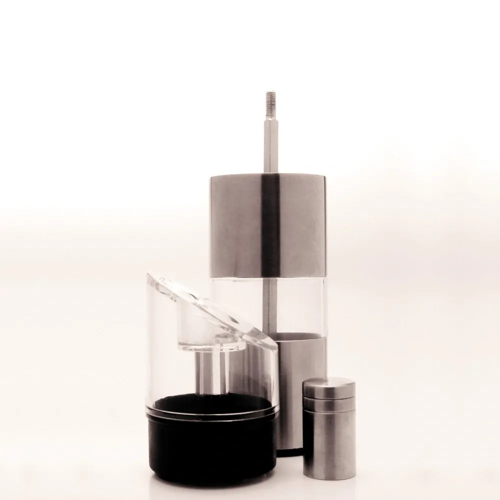 2-V-1 Mlynček a solnička Studio