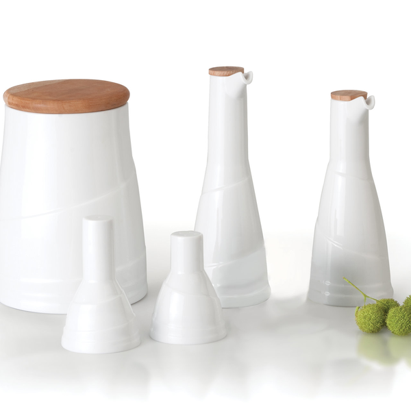 Porcelánová korenička