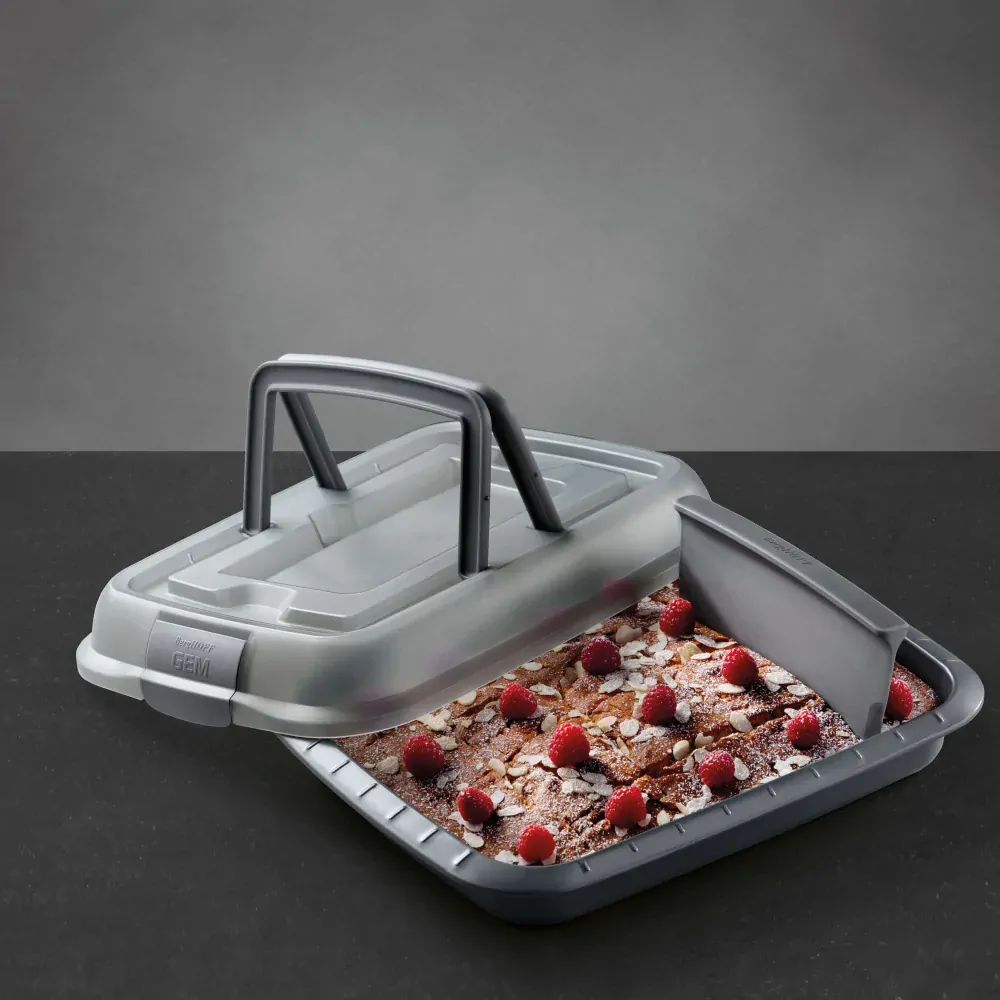 Plech s pokrievkou a krájačom 34 x 25,5 x 5cm - Gem
