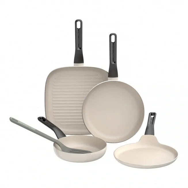 4-dielna sada panvíc na vyprážanie s nepriľnavým povrchom a obrácačkou Glints