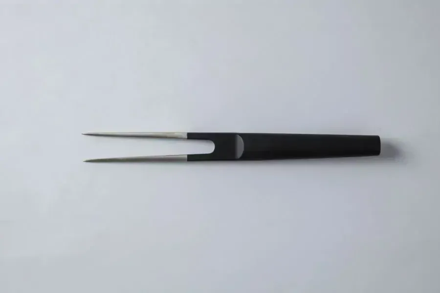 Vidlička Kuro na údeniný 17 cm - Essentials