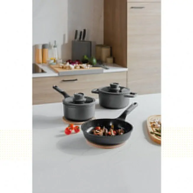 5-dielna sada hrncov a panvíc s nepriľnavým povrchom Stone+