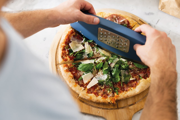 Pizza krájač a strúhadlo LEO
