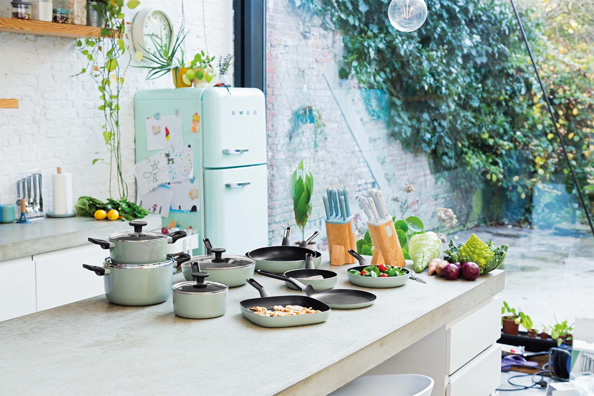 Hrniec s pokrievkou Sage 20 cm