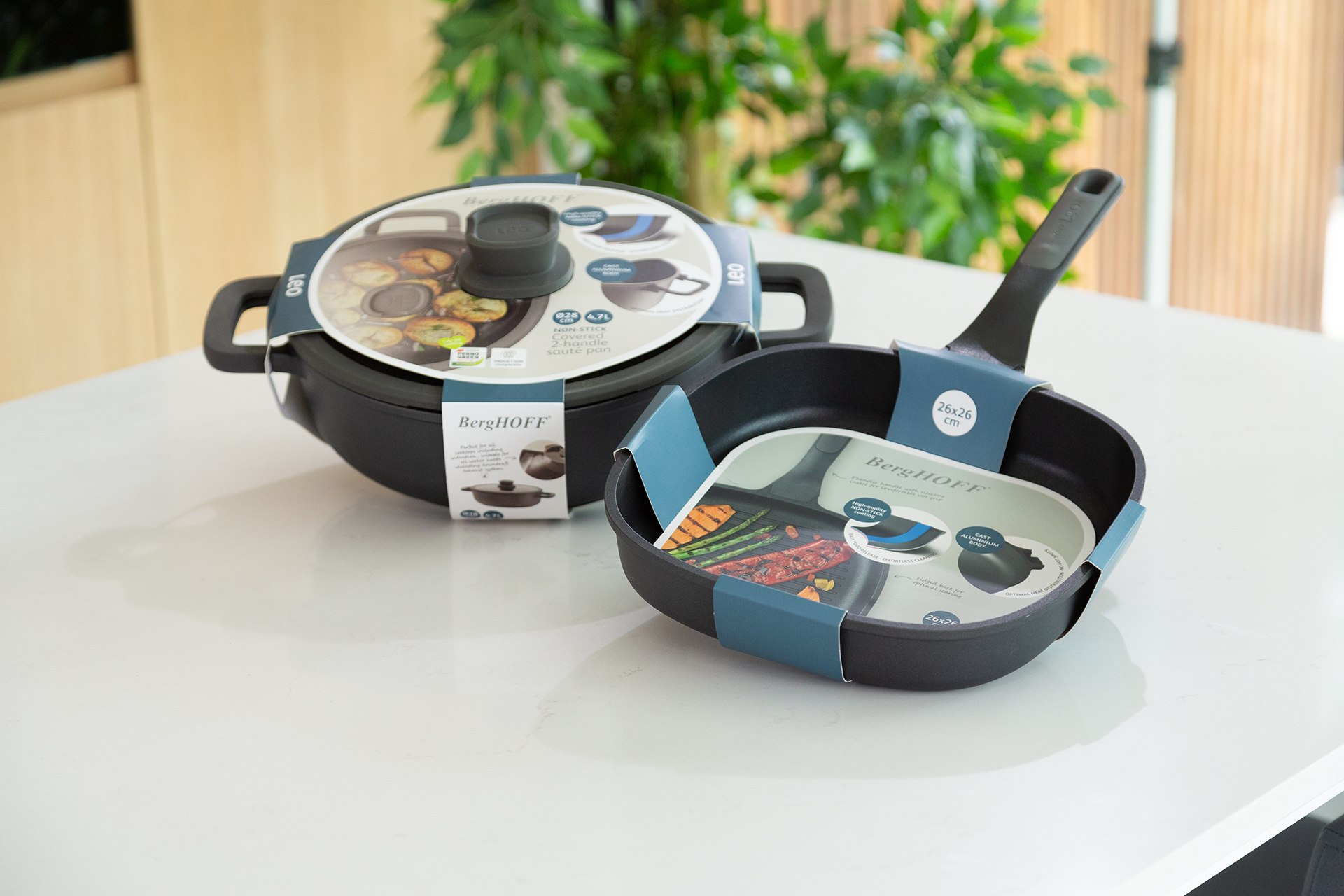 Panvica Stone s pokrievkou 2H 28 cm 4,7 l - Leo